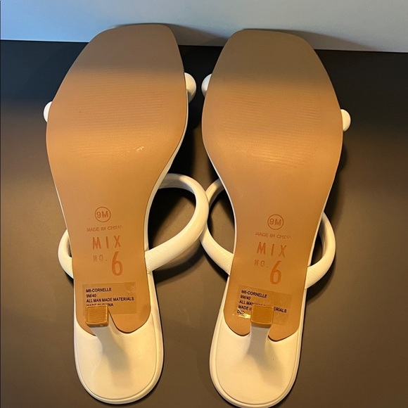 Mix No. 6 Women's Cornelle Sandals in white, New No Box, Size 9 - Picture 5 of 5